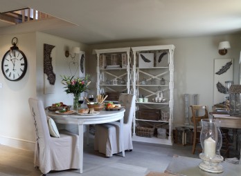 More Details about Turtledove Hideaway